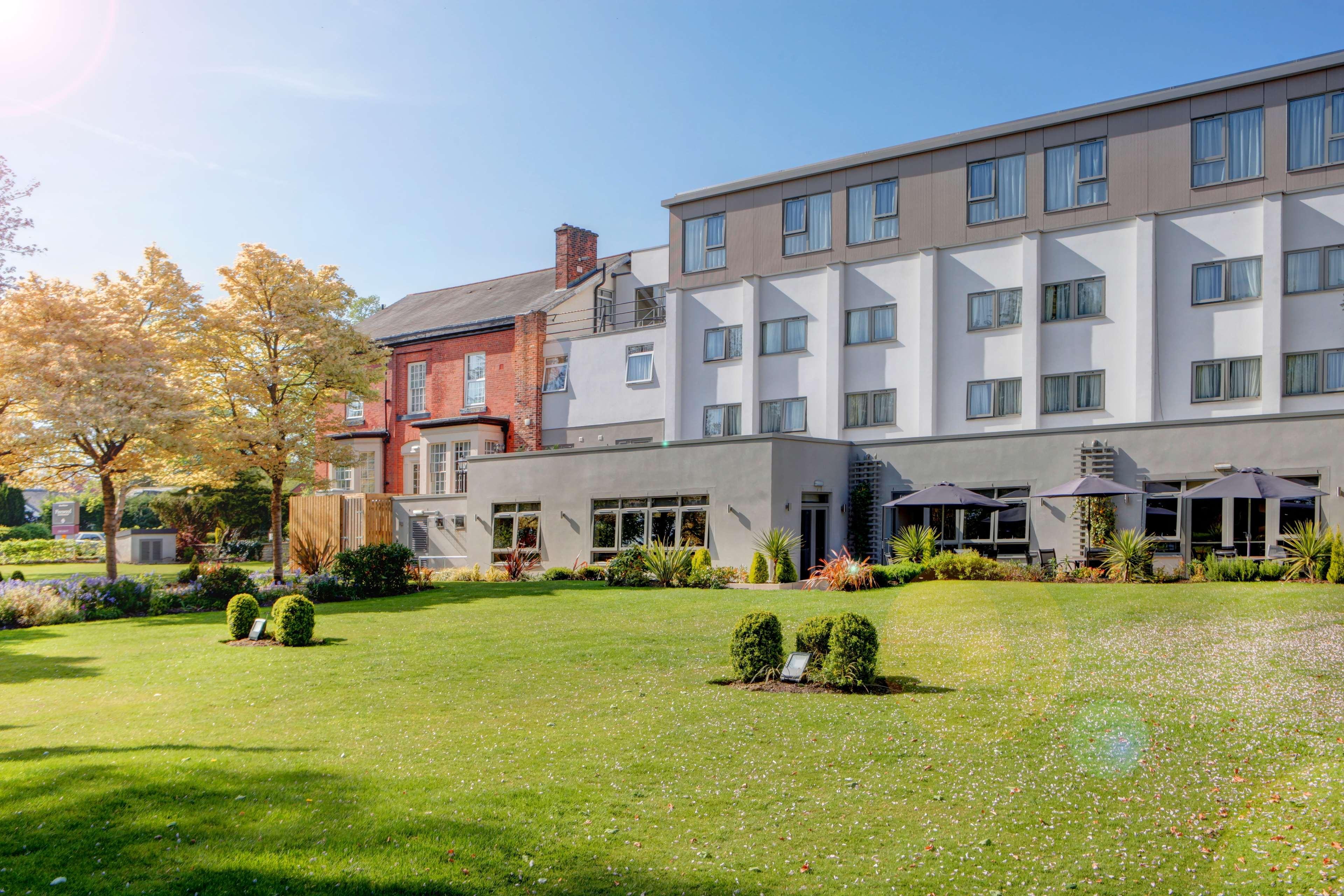 Best Western Plus Pinewood Manchester Airport-Wilmslow Hotel المظهر الخارجي الصورة
