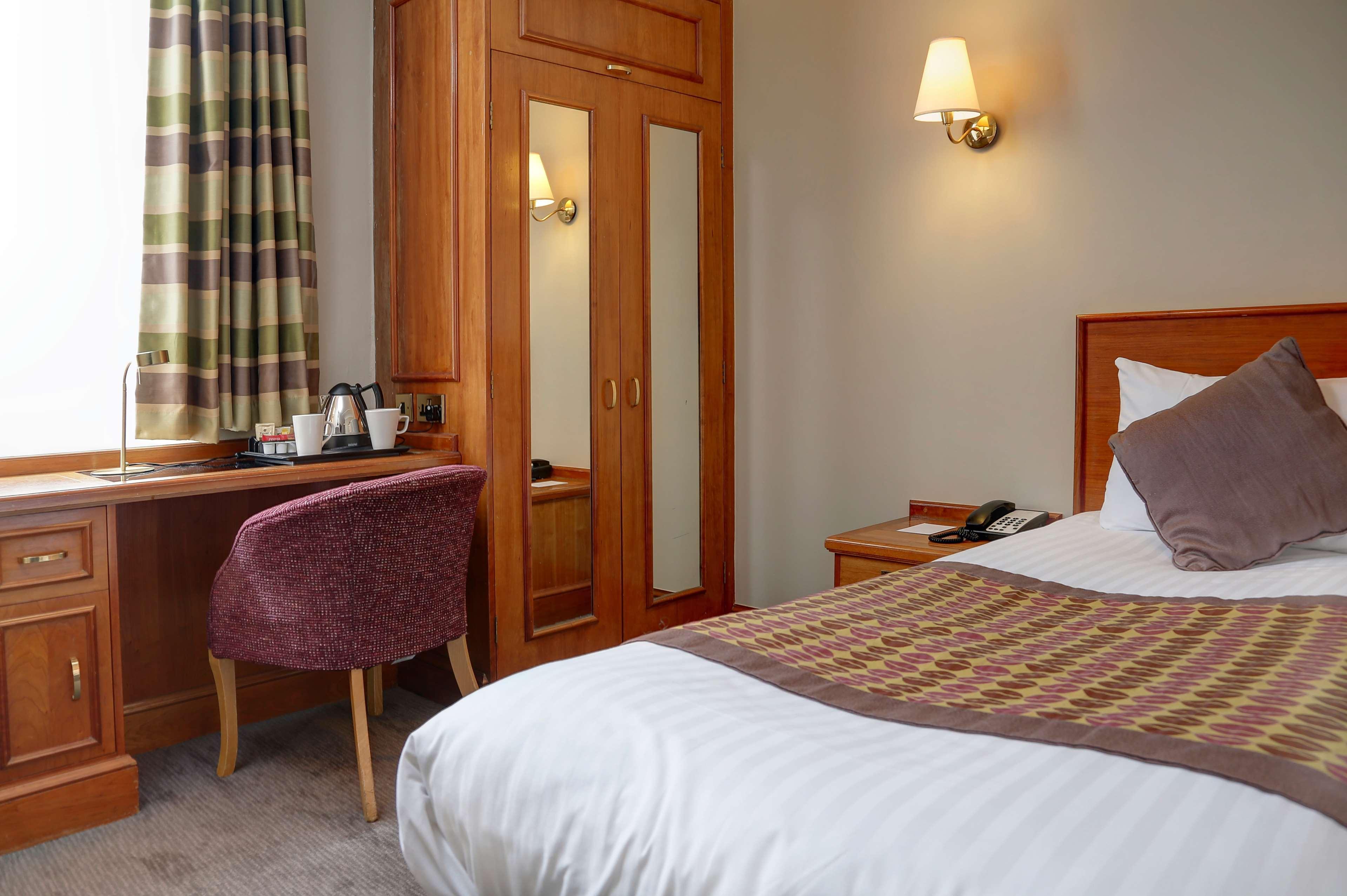 Best Western Plus Pinewood Manchester Airport-Wilmslow Hotel المظهر الخارجي الصورة