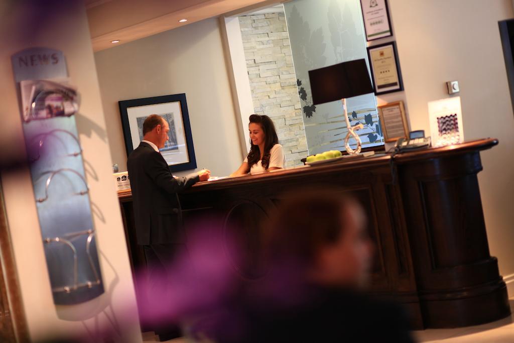 Best Western Plus Pinewood Manchester Airport-Wilmslow Hotel المظهر الخارجي الصورة