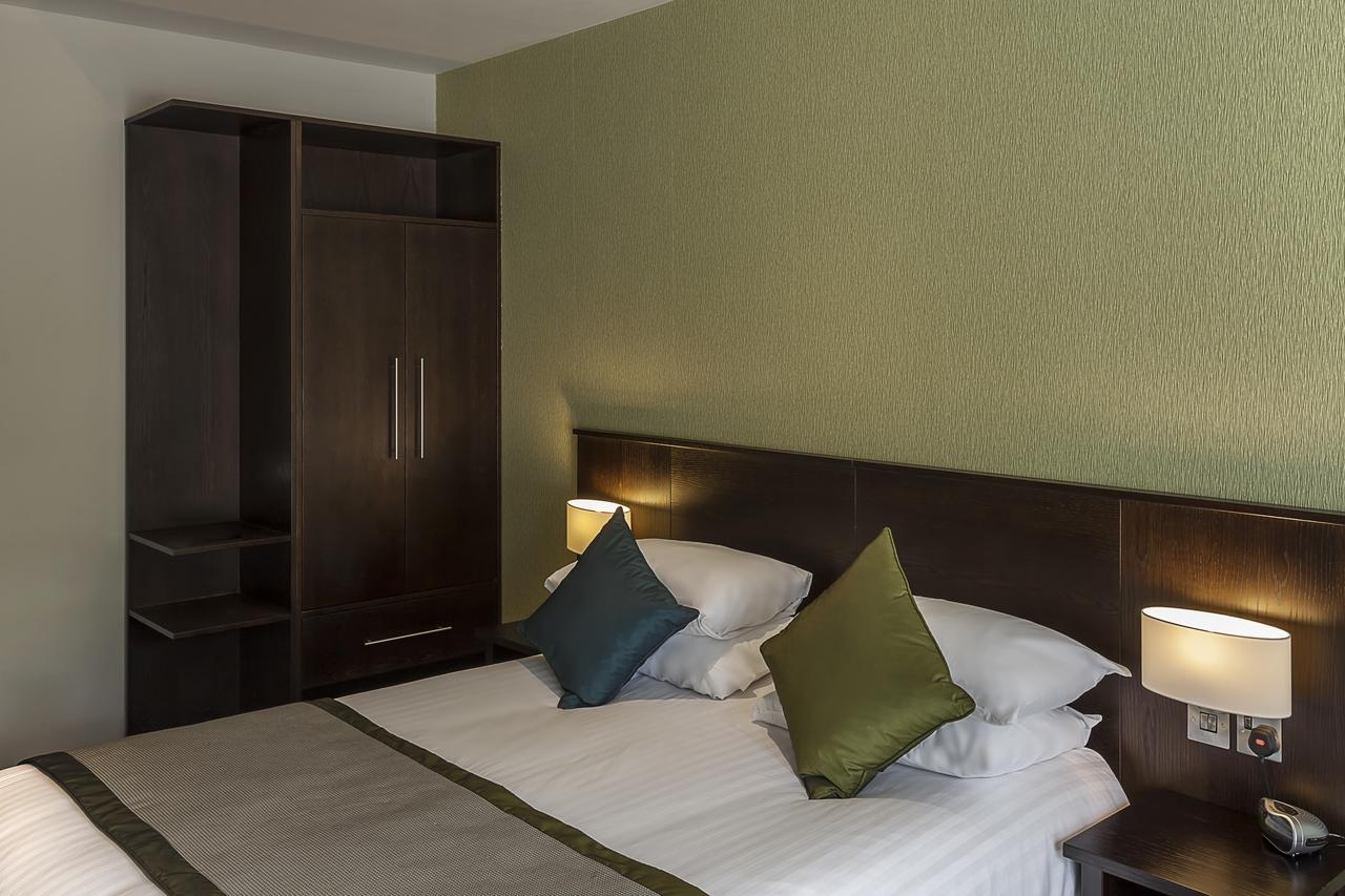 Best Western Plus Pinewood Manchester Airport-Wilmslow Hotel المظهر الخارجي الصورة